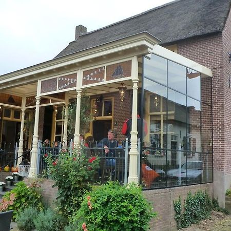 'T Oude Veerhuis Heerewaarden Екстериор снимка